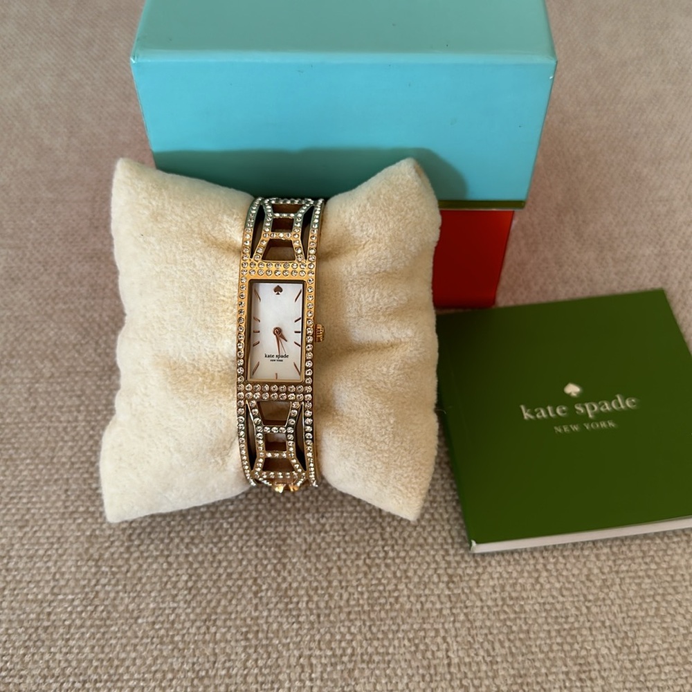 Kate Spade bangle watch. - Picture 4 of 12